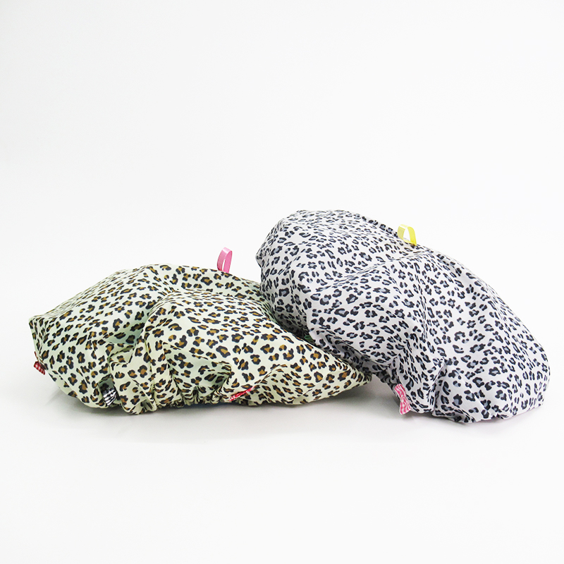 TUNIC ナイロン レオンのリボンキャップ